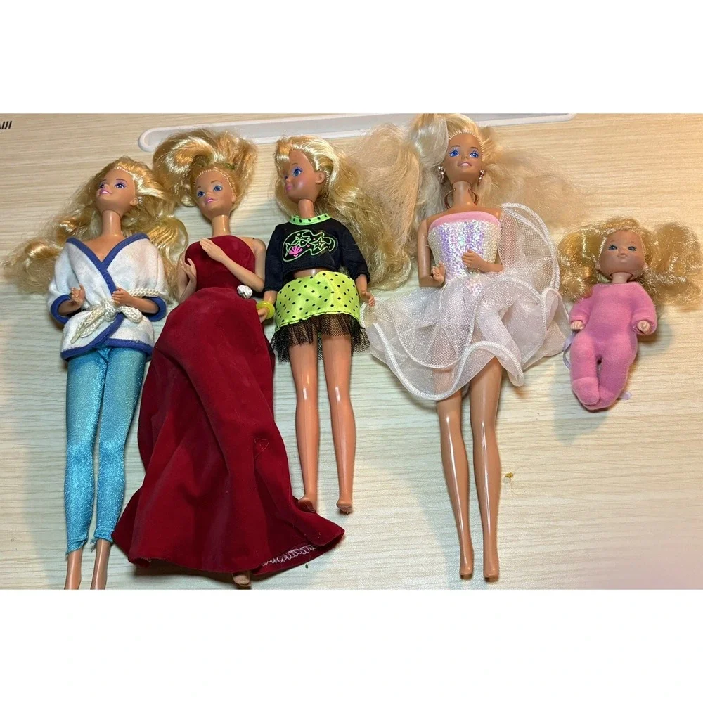 Vintage 80s Barbie lot Including Clothes, Accessories And A Case